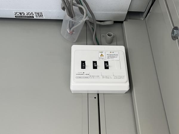 福井県福井店/展示場の中古ユニットハウス・プレハブ・コンテナハウスCT-32J(2.17坪)の各設備の分電盤
