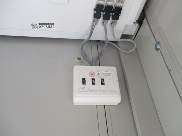 千葉県横芝光店/展示場の中古ユニットハウス・プレハブ・コンテナハウスCT-41J(2.83坪)の各設備の分電盤