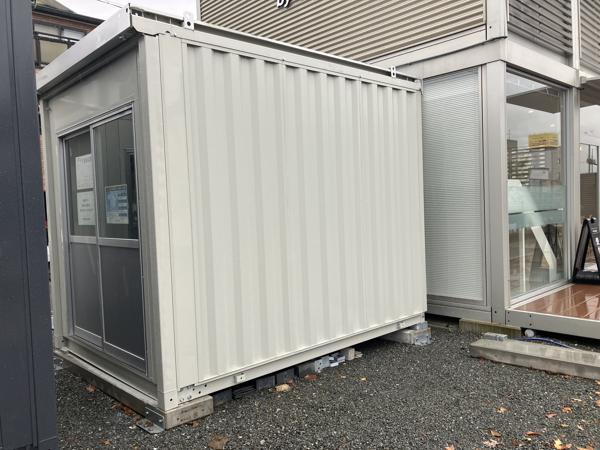 大阪府枚方店/展示場の中古ユニットハウス・プレハブ・コンテナハウスCT-32JG(2.16坪)の本体の外観
