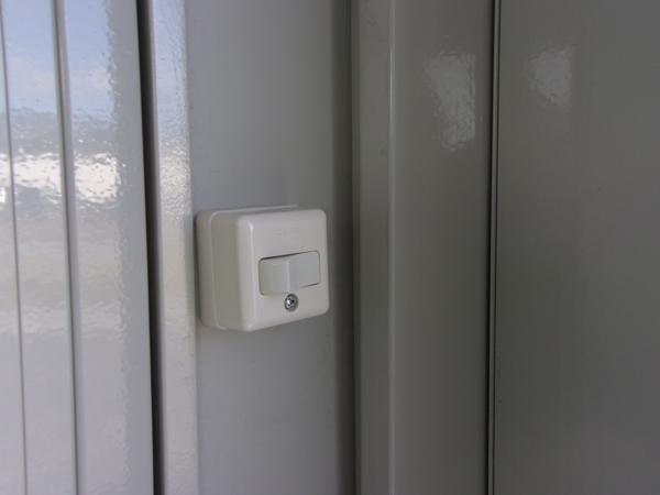 福島県白河店/展示場の中古ユニットハウス・プレハブ・コンテナハウスCT-32J(2.16坪)の各設備のスイッチ