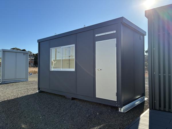 千葉県いすみ店/展示場の新棟ユニットハウス・プレハブ・コンテナハウス47MSL(3.02坪)の本体の外観