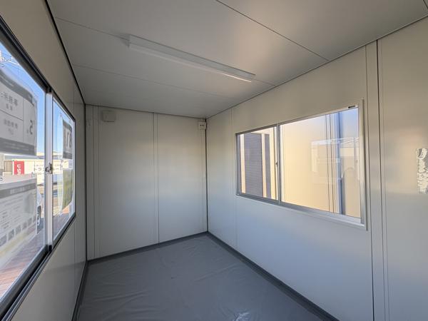 埼玉県川越店/展示場の新棟ユニットハウス・プレハブ・コンテナハウス38MSL(2.43坪)の本体の内観