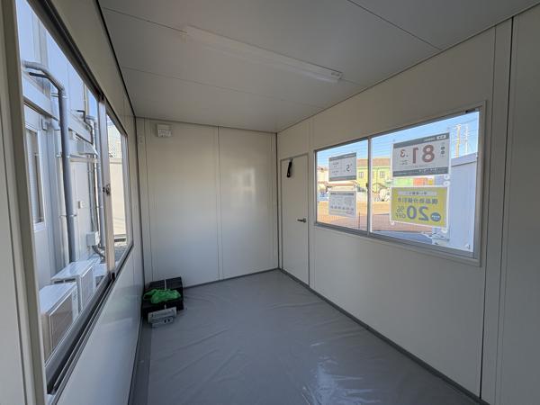 埼玉県川越店/展示場の新棟ユニットハウス・プレハブ・コンテナハウス38MSL(2.43坪)の本体の内観
