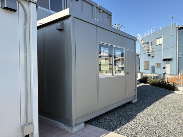 埼玉県川越店/展示場の新棟ユニットハウス・プレハブ・コンテナハウス38MSL(2.43坪)の本体の外観