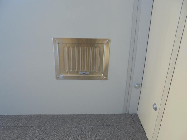 宮城県大崎店/展示場の中古ユニットハウス・プレハブ・コンテナハウスCT-41J(2.83坪)の各設備の給気口