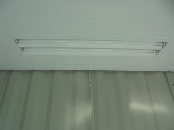 宮城県大崎店/展示場の中古ユニットハウス・プレハブ・コンテナハウスCT-32JG(2.16坪)の各設備の照明器具