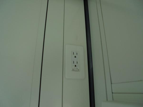 山口県山口出張所/総合展示場の新棟ユニットハウス・プレハブ・コンテナハウス47MSL(3.02坪)の各設備のコンセント