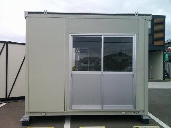 埼玉県熊谷店/展示場の中古ユニットハウス・プレハブ・コンテナハウスCT-32J(2.16坪)の本体の外観