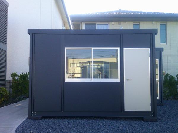 埼玉県熊谷店/展示場の新棟ユニットハウス・プレハブ・コンテナハウス38MSL(2.43坪)の本体の外観