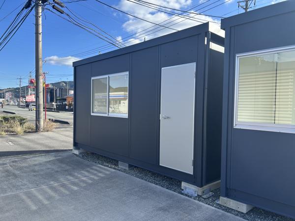 鹿児島県薩摩川内店/展示場の新棟ユニットハウス・プレハブ・コンテナハウス47MSL(3.02坪)の本体の外観