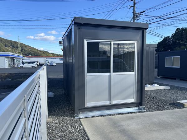 鹿児島県薩摩川内店/展示場の中古ユニットハウス・プレハブ・コンテナハウスCT-32JG(2.16坪)の本体の外観