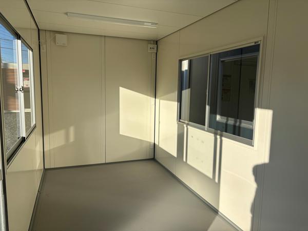 栃木県栃木店/展示場の新棟ユニットハウス・プレハブ・コンテナハウス47MSL(3.02坪)の本体の内観
