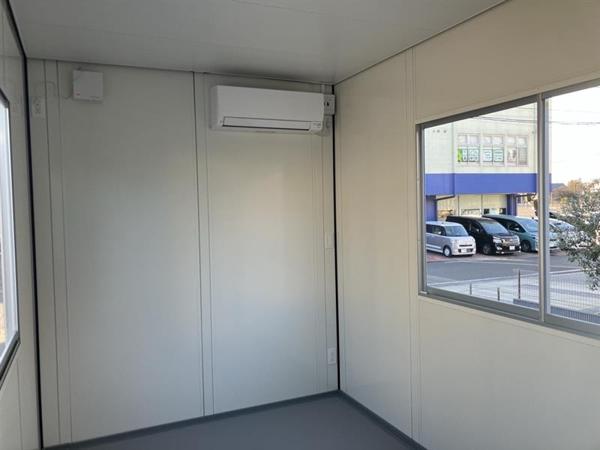 栃木県佐野店/展示場の新棟ユニットハウス・プレハブ・コンテナハウス38MSL(2.43坪)の本体の内観
