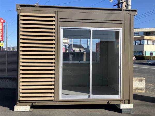 栃木県佐野店/展示場の中古ユニットハウス・プレハブ・コンテナハウスルーバー付き CT-32J(2.16坪)の本体の外観