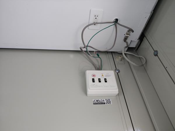 三重県松阪店/展示場の中古ユニットハウス・プレハブ・コンテナハウスCT-32J(2.16坪)の各設備の分電盤