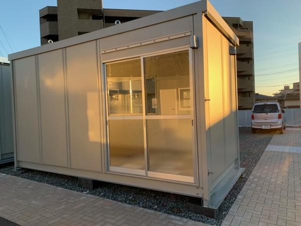 栃木県宇都宮戸祭店/展示場の新棟ユニットハウス・プレハブ・コンテナハウス47MSL(3.02坪)の本体の外観