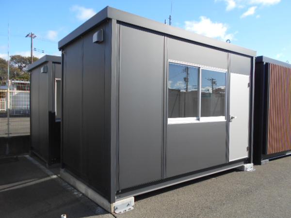 兵庫県姫路西店/展示場の新棟ユニットハウス・プレハブ・コンテナハウス38MSL(2.43坪)の本体の外観