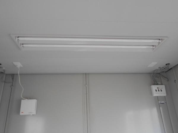 兵庫県姫路西店/展示場の中古ユニットハウス・プレハブ・コンテナハウスCT-41J(2.83坪)の各設備の照明器具
