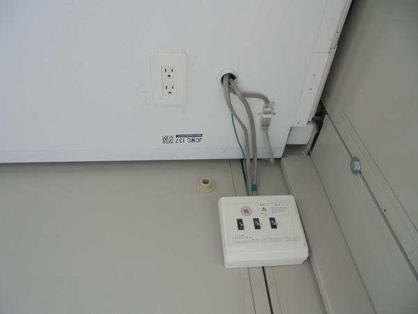 長野県上田総合展示場の中古ユニットハウス・プレハブ・コンテナハウスCT-32J(2.16坪)の各設備の分電盤