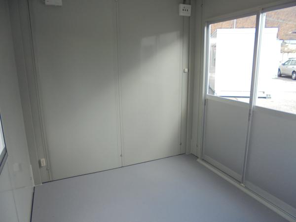 長野県上田総合展示場の中古ユニットハウス・プレハブ・コンテナハウスCT-32J(2.16坪)の本体の内観