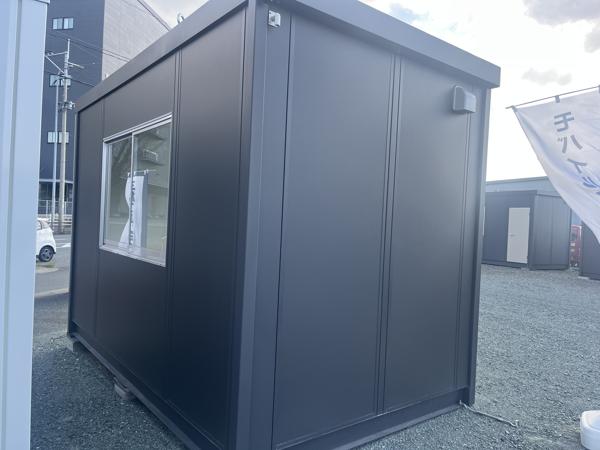 福岡県福岡東店/展示場の新棟ユニットハウス・プレハブ・コンテナハウス38MSL(2.43坪)の本体の外観