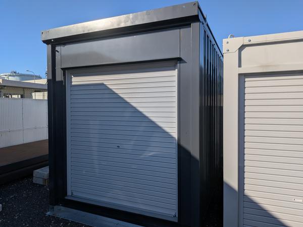 愛媛県松山出張所/総合展示場の中古ユニットハウス・プレハブ・コンテナハウスCT-32JG(2.16坪)の本体の外観