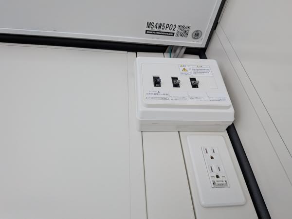愛媛県松山出張所/総合展示場の新棟ユニットハウス・プレハブ・コンテナハウス47MSL(3.02坪)の各設備の分電盤