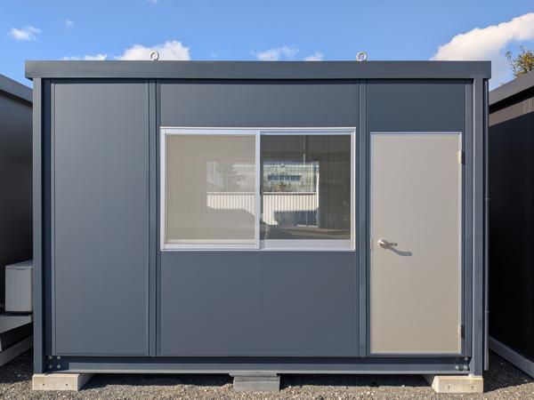 愛媛県松山出張所/総合展示場の新棟ユニットハウス・プレハブ・コンテナハウス38MSL(2.43坪)の本体の外観