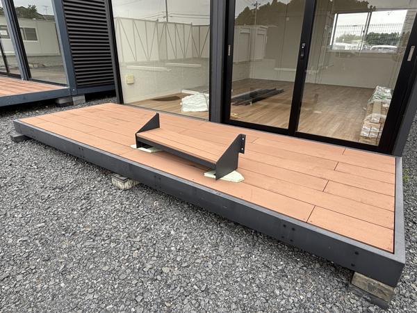 茨城県小美玉店/展示場の新棟ユニットハウス・プレハブ・コンテナハウス56MSLL(7.38坪)の本体の外観