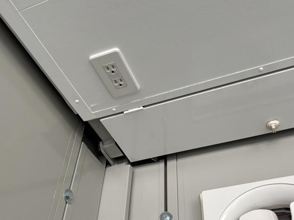 茨城県小美玉店/展示場の中古ユニットハウス・プレハブ・コンテナハウスCT-90J(12.75坪)の各設備のコンセント