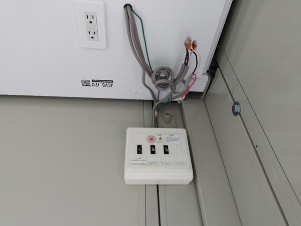 茨城県小美玉店/展示場の中古ユニットハウス・プレハブ・コンテナハウスCT-32J(2.16坪)の各設備の分電盤