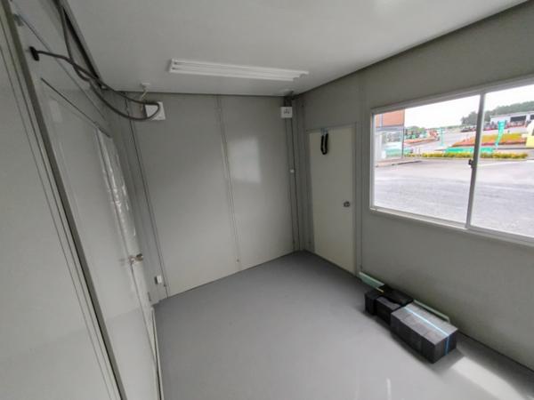 茨城県小美玉店/展示場の中古ユニットハウス・プレハブ・コンテナハウスCT-32J(2.16坪)の本体の内観
