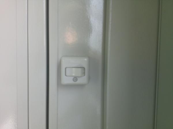 京都府木津川店/展示場の中古ユニットハウス・プレハブ・コンテナハウスCT-32J(2.16坪)の各設備のスイッチ