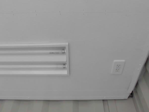 鹿児島県鹿児島出張所/展示場の中古ユニットハウス・プレハブ・コンテナハウスCT-32JG(2.16坪)の各設備のコンセント