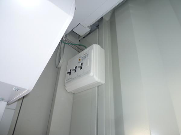 青森県八戸店/展示場の中古ユニットハウス・プレハブ・コンテナハウスCT-41JG(2.83坪)の各設備の分電盤