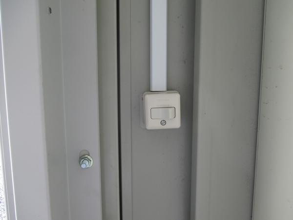 岩手県一関店/展示場の中古ユニットハウス・プレハブ・コンテナハウスCT-32JG(2.16坪)の各設備のスイッチ