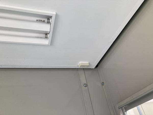 奈良県奈良店/展示場の中古ユニットハウス・プレハブ・コンテナハウスCT-32J(2.16坪)の各設備のコンセント