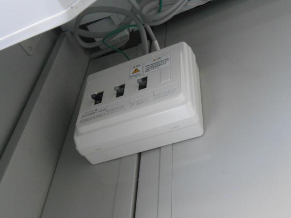 福島県郡山店/展示場の中古ユニットハウス・プレハブ・コンテナハウスCT-32JG(2.16坪)の各設備の分電盤