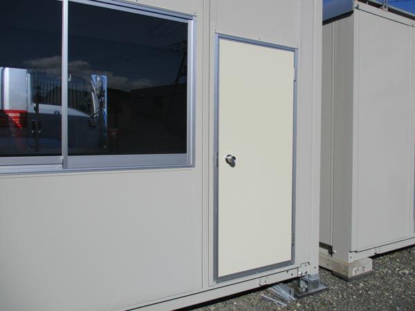 京都府亀岡店/展示場の中古ユニットハウス・プレハブ・コンテナハウスCT-32J(2.16坪)の本体の外観