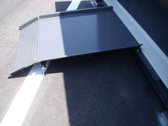 埼玉県 2.16坪 中古 CT-32JG 外観 スロープ