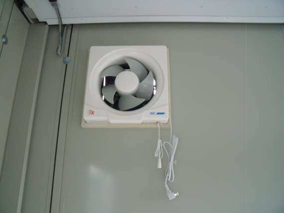 埼玉県 2.16坪 中古 CT-42J 内覧 換気扇