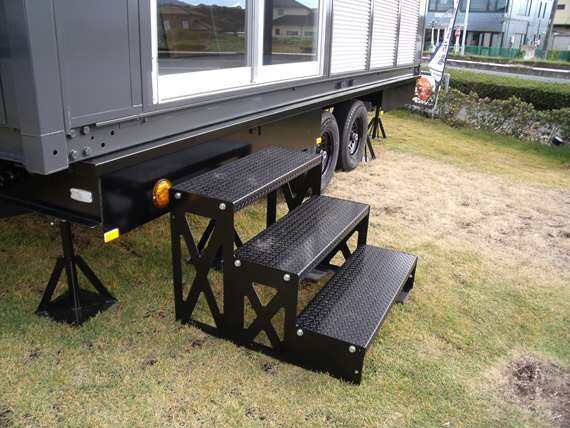 埼玉県 3.90坪 新棟 MSトレーラー CT-54J AC付 外観