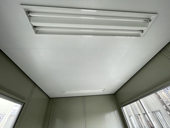 茨城県 2.16坪 中古 CT-32J 内観 照明