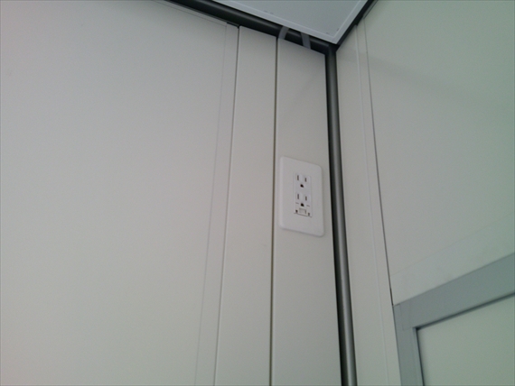 京都 2.43坪 新棟 38MSL コンセント