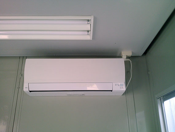 京都府 2.16坪 中古 CT-32J  AC付 内観　エアコン