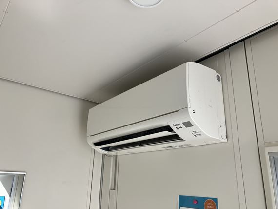 茨城県 1.84坪 新棟 SANIT_29MSL 女性用トイレ AC付 内観