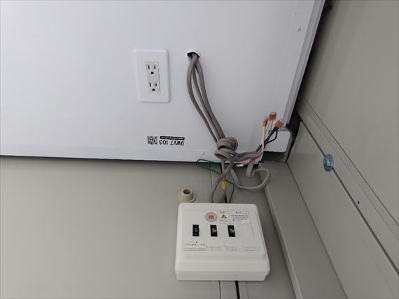 茨城県 2.16坪 中古 CT-32J 内観 分電盤