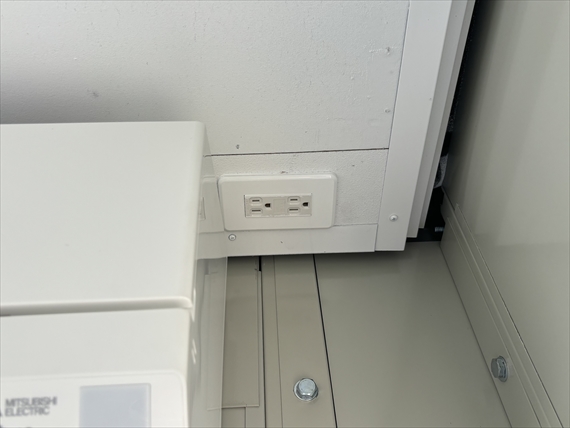 茨城県 2.16坪 中古 CT-32J 内観 コンセント