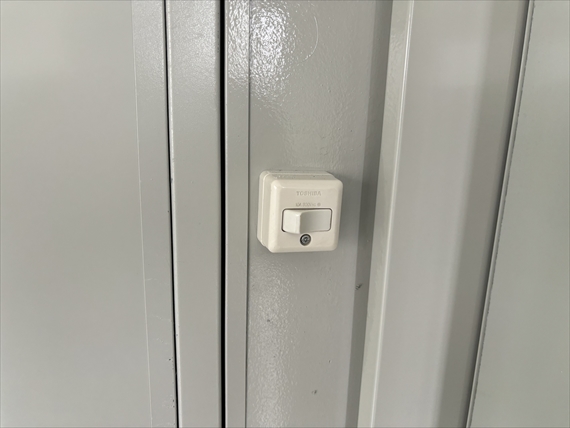 茨城県 2.16坪 中古 CT-32J 内観 スイッチ