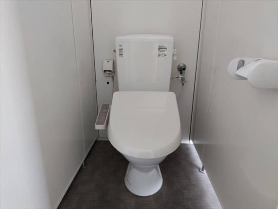 茨城県 1.84坪 新棟 SANIT_29MSL 男性用トイレ AC付 洋式トイレ